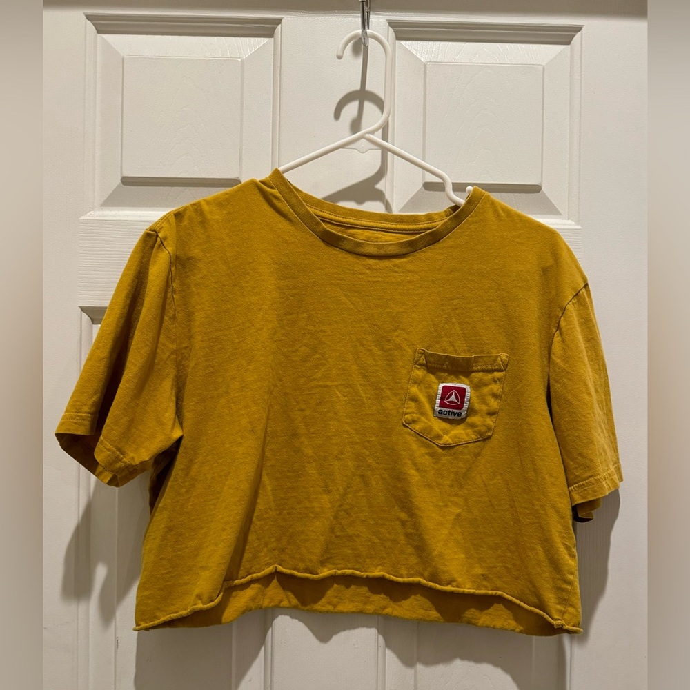 Active cropped top size large